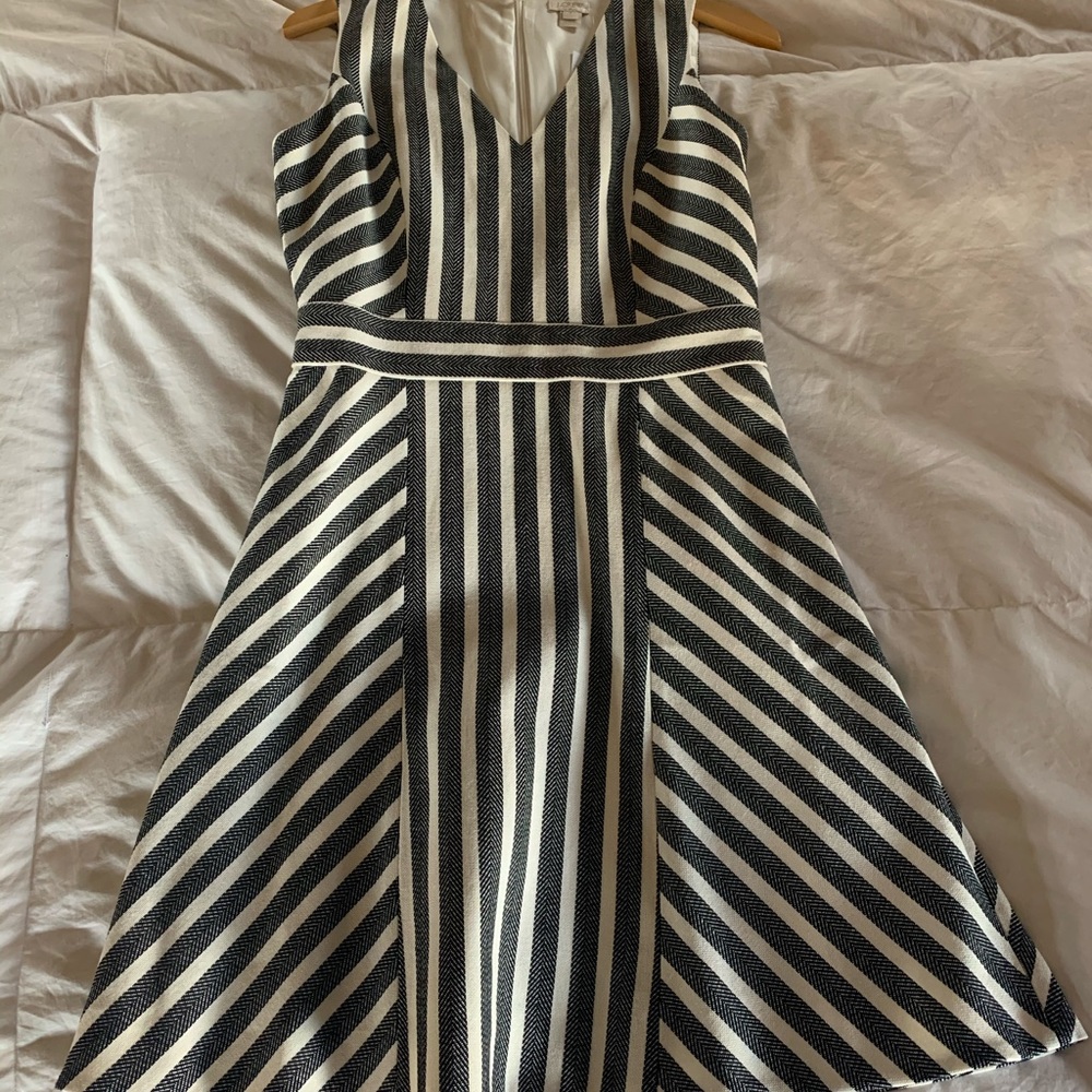 JCREW Striped herringbone v-neck dress size 6 NWT